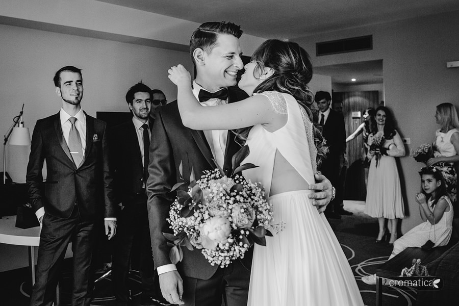 Mirona + Catalin - fotografii nunta Ramada Pitesti (3)