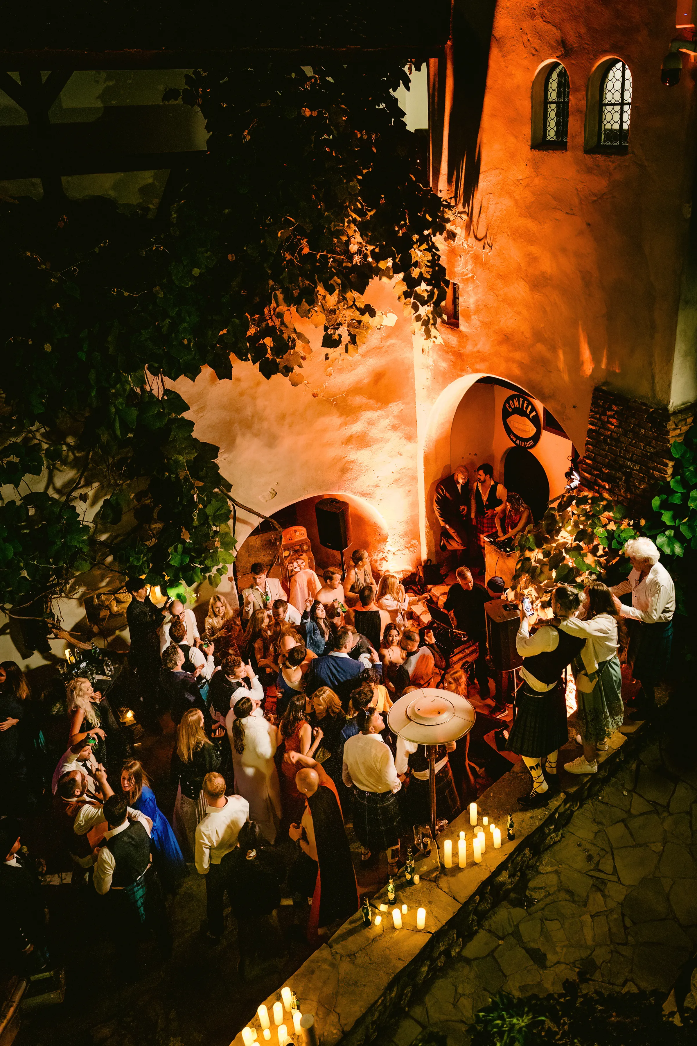 wedding dracula castle bran romania 087